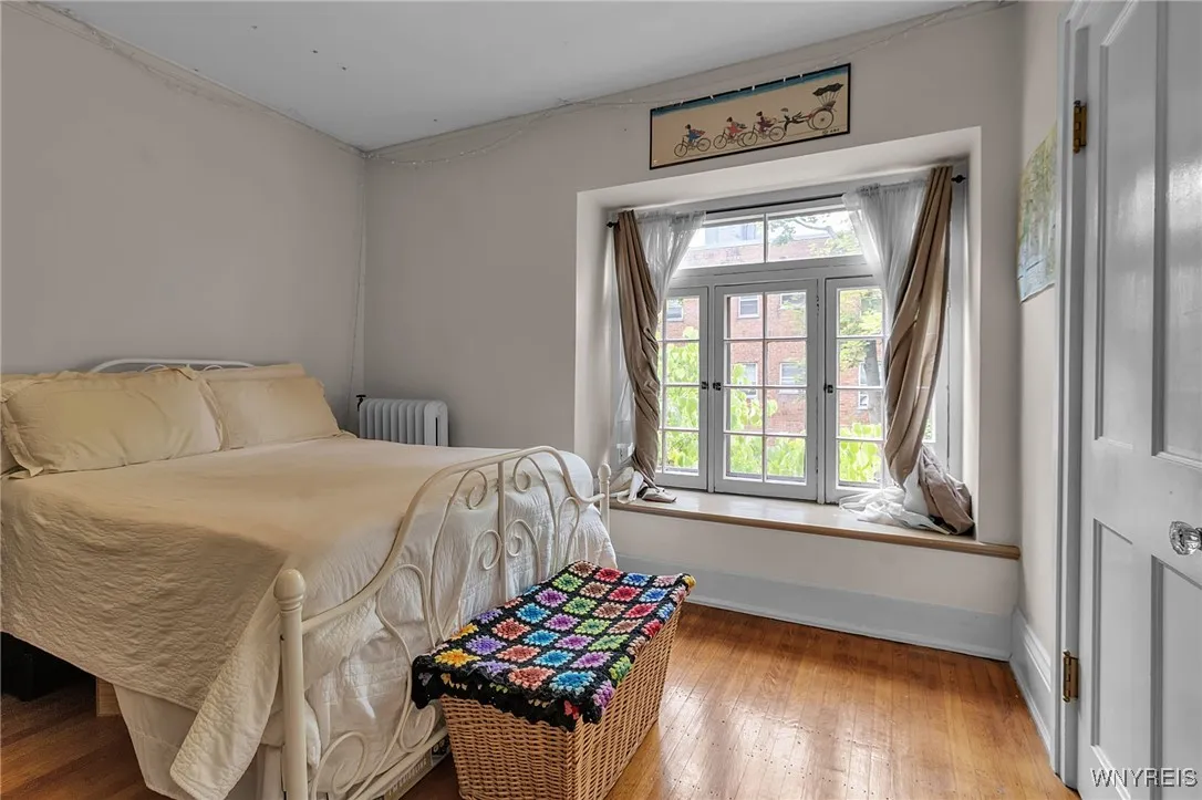 801 West Ferry Street, Buffalo, New York 14222, Buffalo, New York 14222, 11 Bedrooms Bedrooms, ,5 BathroomsBathrooms,Residential,For Sale,801 West Ferry Street, Buffalo, New York 14222,B1632322