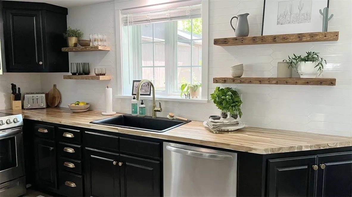 20 Washington Road, Pittsford, New York 14534, Pittsford, New York 14534, 4 Bedrooms Bedrooms, 6 Rooms Rooms,2 BathroomsBathrooms,Residential,For Sale,20 Washington Road, Pittsford, New York 14534,R1628193