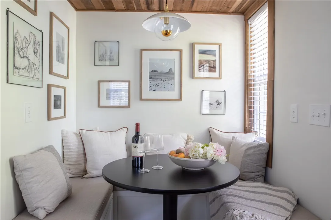 20 Washington Road, Pittsford, New York 14534, Pittsford, New York 14534, 4 Bedrooms Bedrooms, 6 Rooms Rooms,2 BathroomsBathrooms,Residential,For Sale,20 Washington Road, Pittsford, New York 14534,R1628193