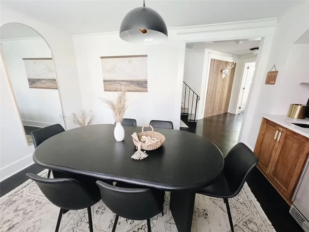 20 Washington Road, Pittsford, New York 14534, Pittsford, New York 14534, 4 Bedrooms Bedrooms, 6 Rooms Rooms,2 BathroomsBathrooms,Residential,For Sale,20 Washington Road, Pittsford, New York 14534,R1628193