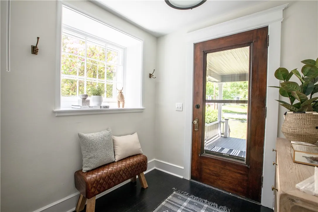 20 Washington Road, Pittsford, New York 14534, Pittsford, New York 14534, 4 Bedrooms Bedrooms, 6 Rooms Rooms,2 BathroomsBathrooms,Residential,For Sale,20 Washington Road, Pittsford, New York 14534,R1628193