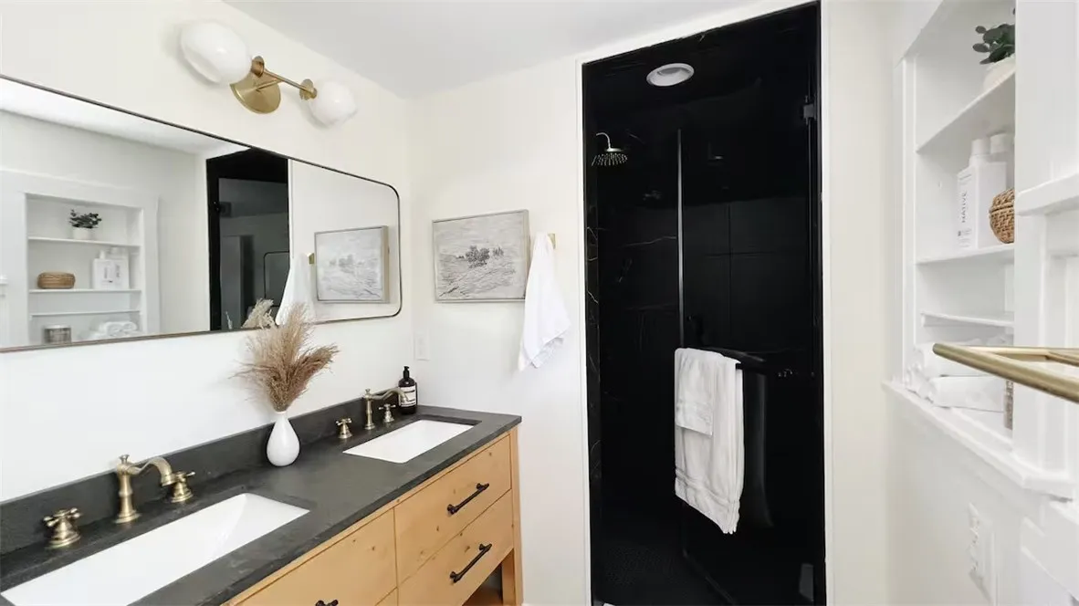 20 Washington Road, Pittsford, New York 14534, Pittsford, New York 14534, 4 Bedrooms Bedrooms, 6 Rooms Rooms,2 BathroomsBathrooms,Residential,For Sale,20 Washington Road, Pittsford, New York 14534,R1628193