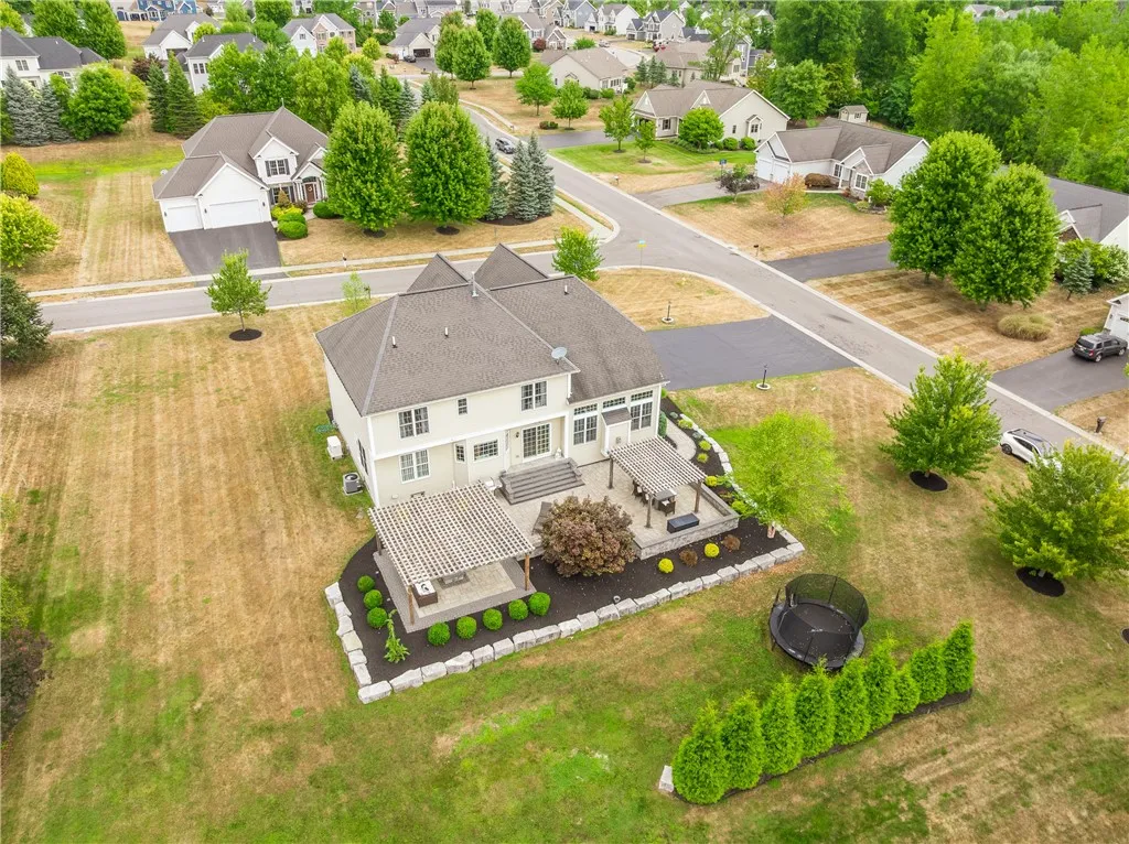 1 Cali Ridge, Penfield, New York 14450, Penfield, New York 14450, 5 Bedrooms Bedrooms, 9 Rooms Rooms,3 BathroomsBathrooms,Residential,Closed,1 Cali Ridge, Penfield, New York 14450,0,R1631611