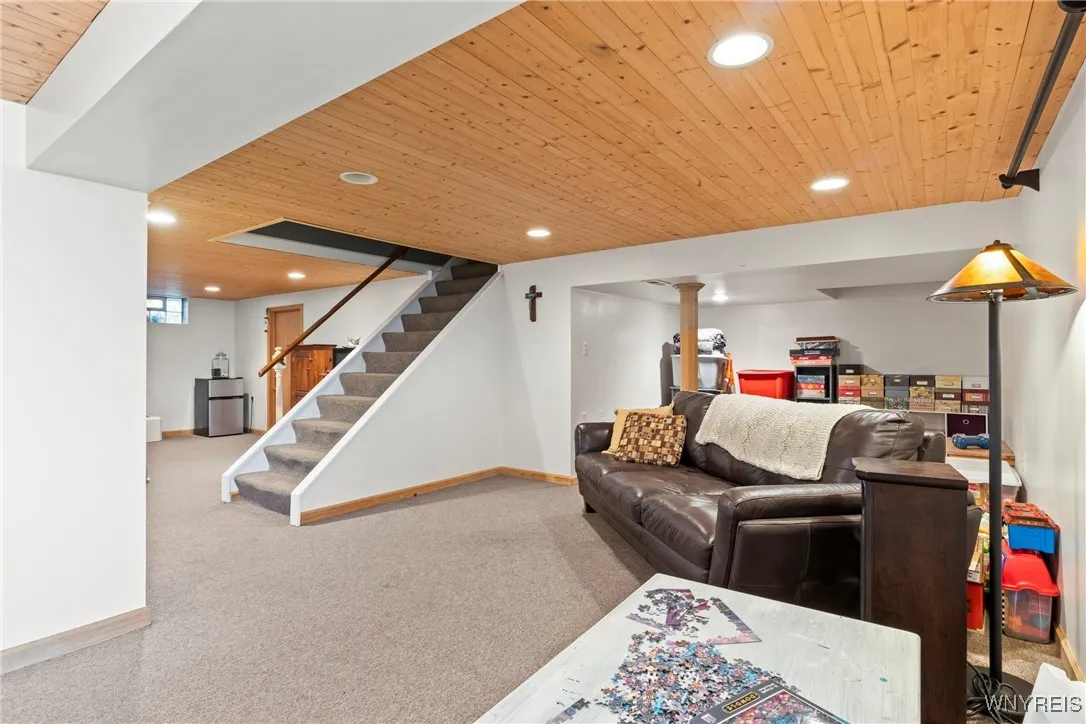 83 Highland Avenue, Orchard Park, New York 14127, Orchard Park, New York 14127, 3 Bedrooms Bedrooms, 7 Rooms Rooms,2 BathroomsBathrooms,Residential,For Sale,83 Highland Avenue, Orchard Park, New York 14127,0,B1631793