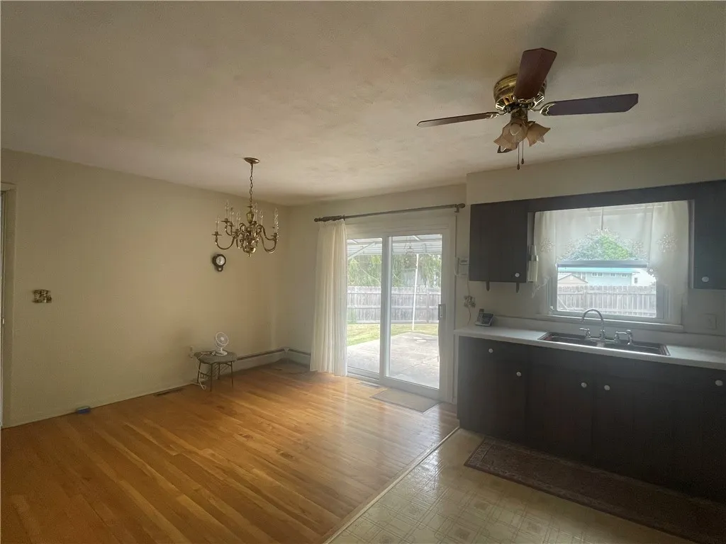 5911 Smith Road, Cicero, New York 13212, Cicero, New York 13212, 3 Bedrooms Bedrooms, 9 Rooms Rooms,2 BathroomsBathrooms,Residential,Closed,5911 Smith Road, Cicero, New York 13212,0,R1632242