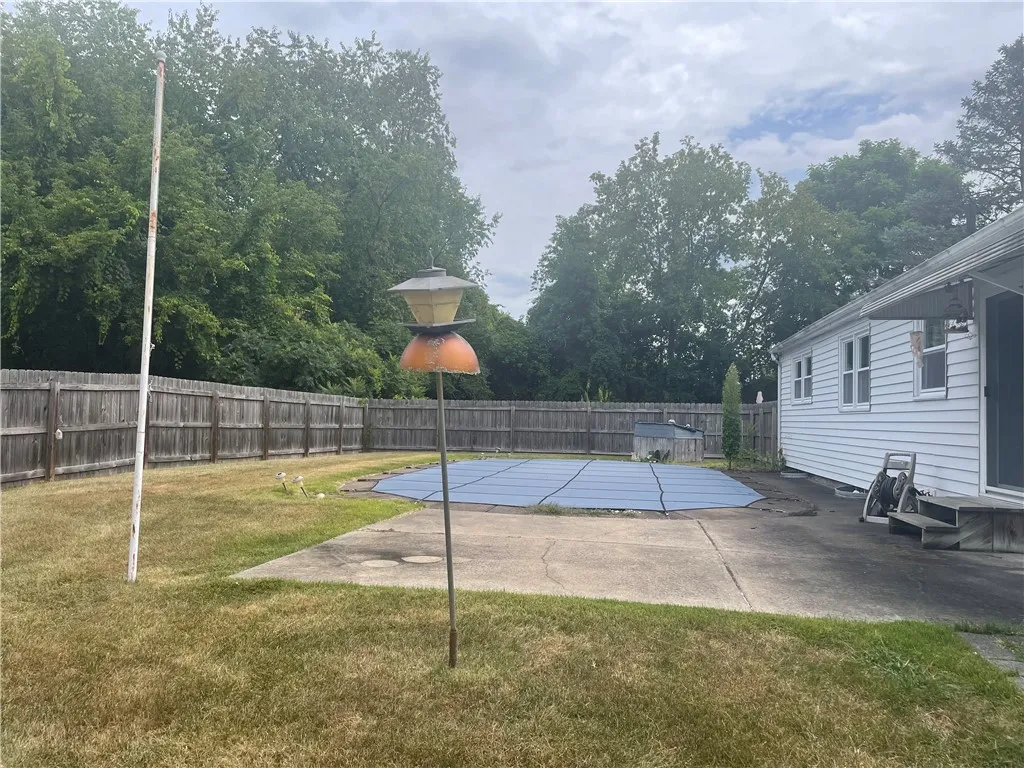 5911 Smith Road, Cicero, New York 13212, Cicero, New York 13212, 3 Bedrooms Bedrooms, 9 Rooms Rooms,2 BathroomsBathrooms,Residential,Closed,5911 Smith Road, Cicero, New York 13212,0,R1632242