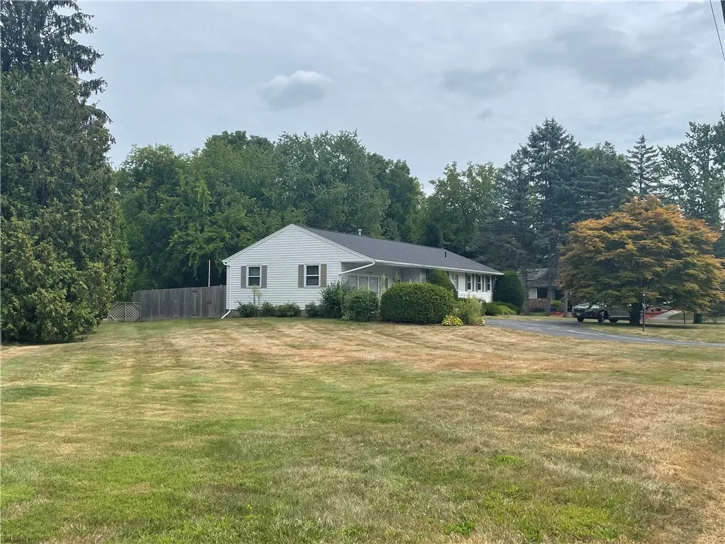 5911 Smith Road, Cicero, New York 13212, Cicero, New York 13212, 3 Bedrooms Bedrooms, 9 Rooms Rooms,2 BathroomsBathrooms,Residential,Closed,5911 Smith Road, Cicero, New York 13212,0,R1632242