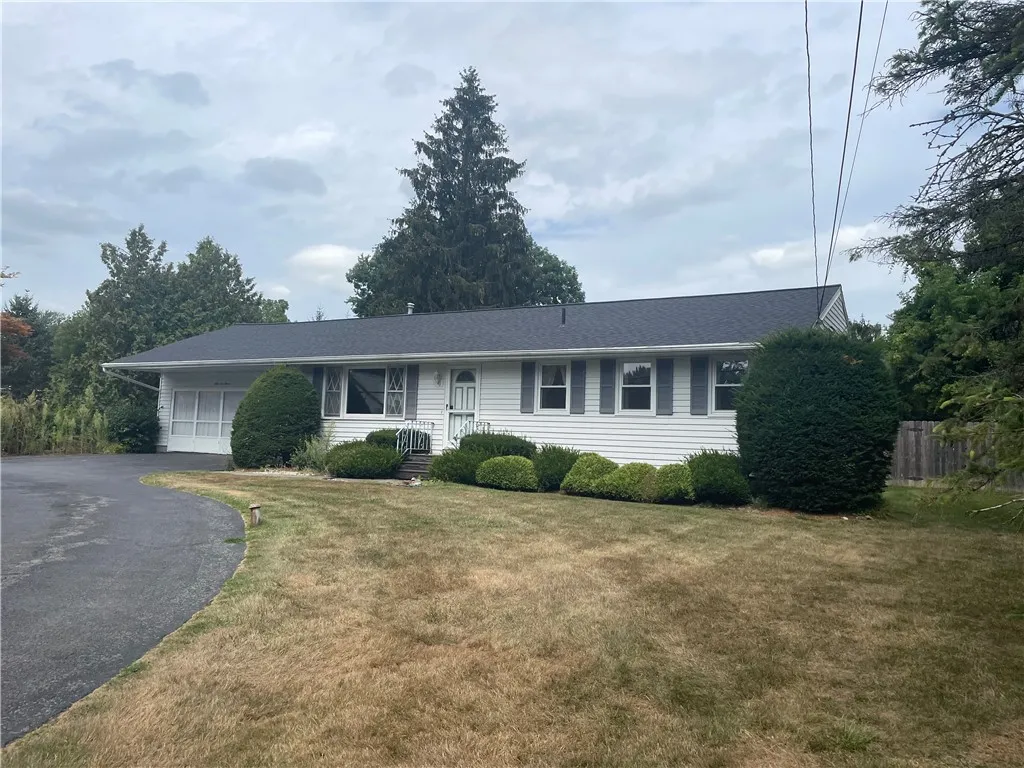 5911 Smith Road, Cicero, New York 13212, Cicero, New York 13212, 3 Bedrooms Bedrooms, 9 Rooms Rooms,2 BathroomsBathrooms,Residential,Closed,5911 Smith Road, Cicero, New York 13212,0,R1632242