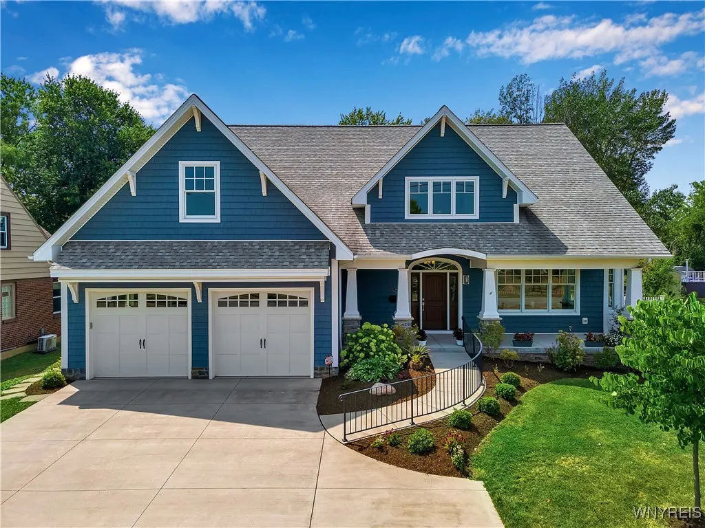 188 Reist Street, Amherst, New York 14221, Amherst, New York 14221, 3 Bedrooms Bedrooms, 10 Rooms Rooms,2 BathroomsBathrooms,Residential,For Sale,188 Reist Street, Amherst, New York 14221,0,B1631584