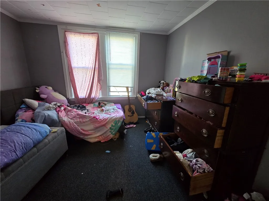 270 Lexington Avenue 270, Rochester, New York 1461, Rochester, New York 14613, 6 Bedrooms Bedrooms, ,3 BathroomsBathrooms,Residential,Closed,270 Lexington Avenue 270, Rochester, New York 1461,0,R1631875