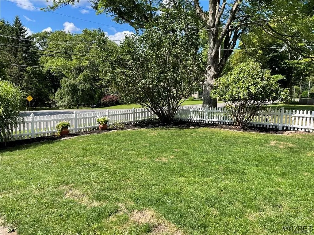 522 South Street, Aurora, New York 14052, Aurora, New York 14052, 3 Bedrooms Bedrooms, 6 Rooms Rooms,2 BathroomsBathrooms,Residential Lease,Closed,522 South Street, Aurora, New York 14052,0,B1632316