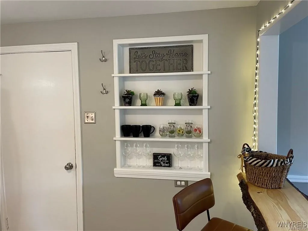 522 South Street, Aurora, New York 14052, Aurora, New York 14052, 3 Bedrooms Bedrooms, 6 Rooms Rooms,2 BathroomsBathrooms,Residential Lease,Closed,522 South Street, Aurora, New York 14052,0,B1632316