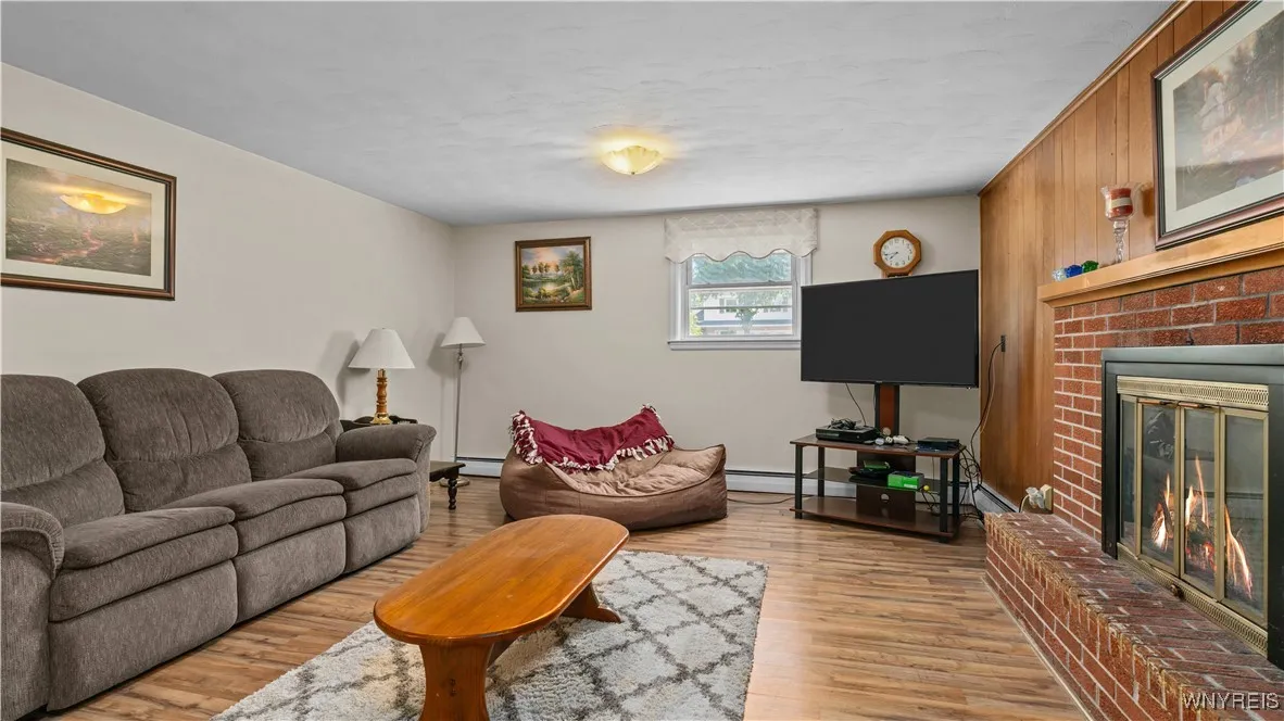 114 Robin Hill Drive, Amherst, New York 14221, Amherst, New York 14221, 4 Bedrooms Bedrooms, 9 Rooms Rooms,2 BathroomsBathrooms,Residential,For Sale,114 Robin Hill Drive, Amherst, New York 14221,0,B1632027