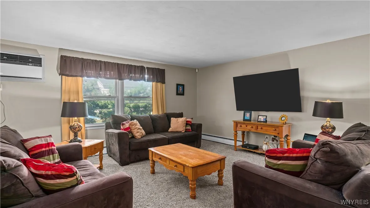 114 Robin Hill Drive, Amherst, New York 14221, Amherst, New York 14221, 4 Bedrooms Bedrooms, 9 Rooms Rooms,2 BathroomsBathrooms,Residential,For Sale,114 Robin Hill Drive, Amherst, New York 14221,0,B1632027