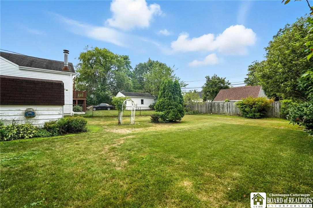421 Lamarck Drive, Cheektowaga, New York 14225, Cheektowaga, New York 14225, 3 Bedrooms Bedrooms, 5 Rooms Rooms,1 BathroomBathrooms,Residential,For Sale,421 Lamarck Drive, Cheektowaga, New York 14225,0,R1632122