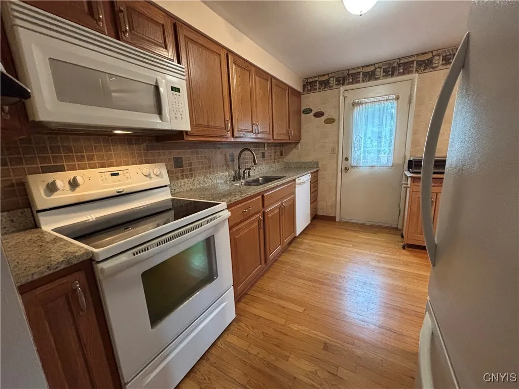 8323 Falcon Drive, Clay, New York 13090, Clay, New York 13090, 3 Bedrooms Bedrooms, 9 Rooms Rooms,1 BathroomBathrooms,Residential,For Sale,8323 Falcon Drive, Clay, New York 13090,0,S1630927