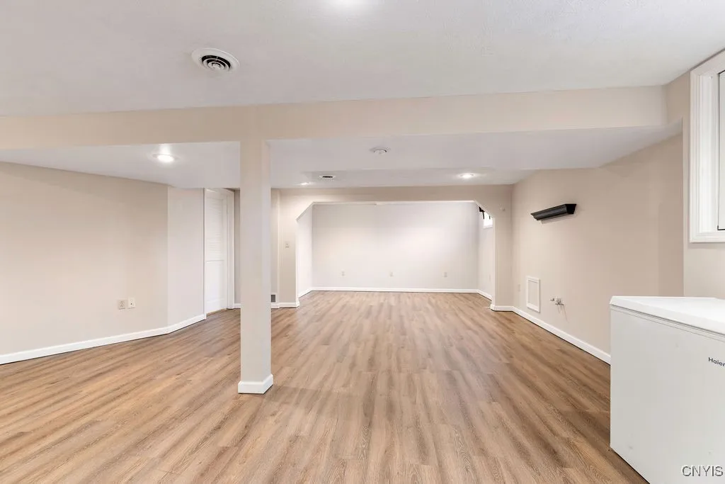 5 Deerfield Drive, Sullivan, New York 13032, Sullivan, New York 13032, 3 Bedrooms Bedrooms, 8 Rooms Rooms,3 BathroomsBathrooms,Residential,Closed,5 Deerfield Drive, Sullivan, New York 13032,0,S1631646