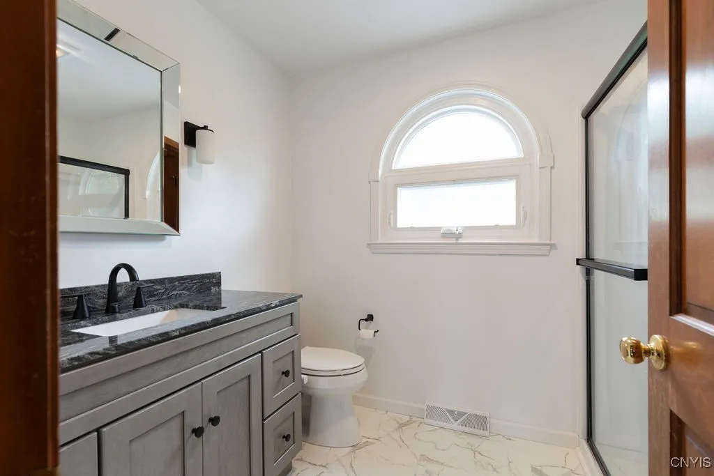 5 Deerfield Drive, Sullivan, New York 13032, Sullivan, New York 13032, 3 Bedrooms Bedrooms, 8 Rooms Rooms,3 BathroomsBathrooms,Residential,Closed,5 Deerfield Drive, Sullivan, New York 13032,0,S1631646