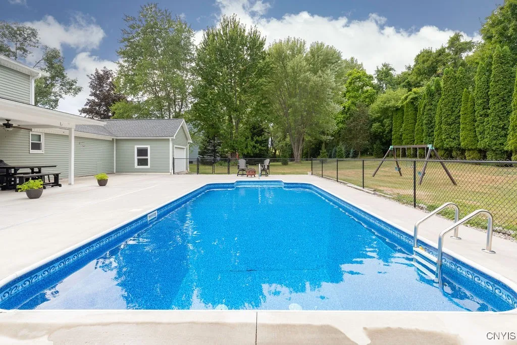 5 Deerfield Drive, Sullivan, New York 13032, Sullivan, New York 13032, 3 Bedrooms Bedrooms, 8 Rooms Rooms,3 BathroomsBathrooms,Residential,Closed,5 Deerfield Drive, Sullivan, New York 13032,0,S1631646