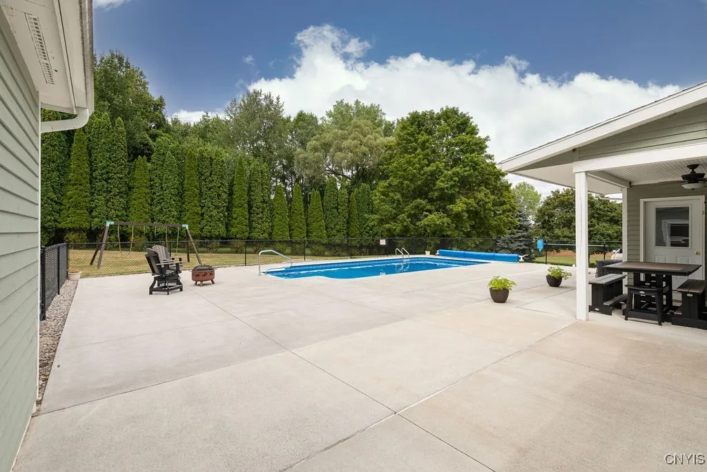 5 Deerfield Drive, Sullivan, New York 13032, Sullivan, New York 13032, 3 Bedrooms Bedrooms, 8 Rooms Rooms,3 BathroomsBathrooms,Residential,Closed,5 Deerfield Drive, Sullivan, New York 13032,0,S1631646