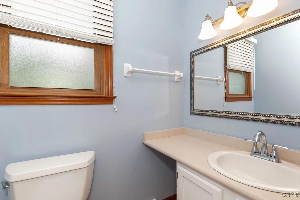 5 Deerfield Drive, Sullivan, New York 13032, Sullivan, New York 13032, 3 Bedrooms Bedrooms, 8 Rooms Rooms,3 BathroomsBathrooms,Residential,Closed,5 Deerfield Drive, Sullivan, New York 13032,0,S1631646