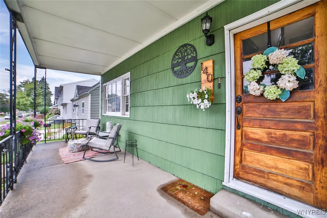 140 Aldrich Place, Buffalo, New York 14220, Buffalo, New York 14220, 5 Bedrooms Bedrooms, ,2 BathroomsBathrooms,Residential,Closed,140 Aldrich Place, Buffalo, New York 14220,0,B1631470