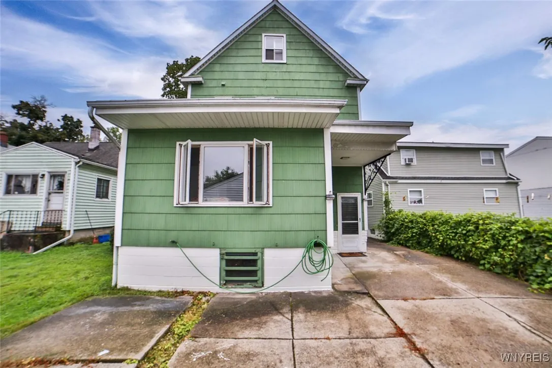 140 Aldrich Place, Buffalo, New York 14220, Buffalo, New York 14220, 5 Bedrooms Bedrooms, ,2 BathroomsBathrooms,Residential,Closed,140 Aldrich Place, Buffalo, New York 14220,0,B1631470