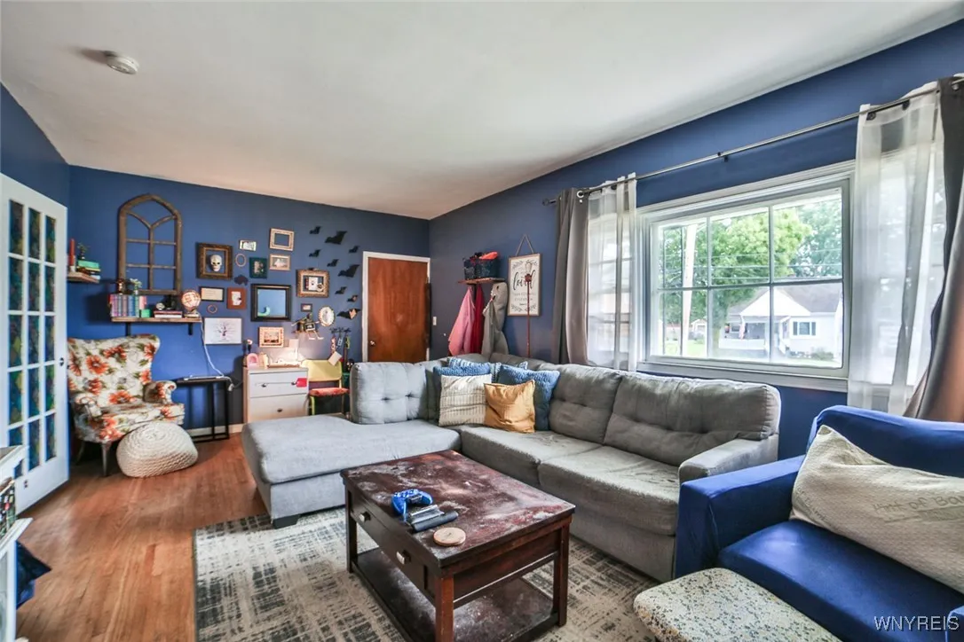 140 Aldrich Place, Buffalo, New York 14220, Buffalo, New York 14220, 5 Bedrooms Bedrooms, ,2 BathroomsBathrooms,Residential,Closed,140 Aldrich Place, Buffalo, New York 14220,0,B1631470