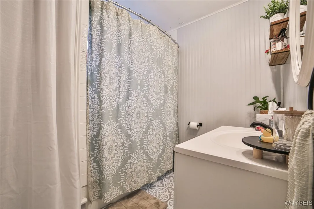 140 Aldrich Place, Buffalo, New York 14220, Buffalo, New York 14220, 5 Bedrooms Bedrooms, ,2 BathroomsBathrooms,Residential,Closed,140 Aldrich Place, Buffalo, New York 14220,0,B1631470