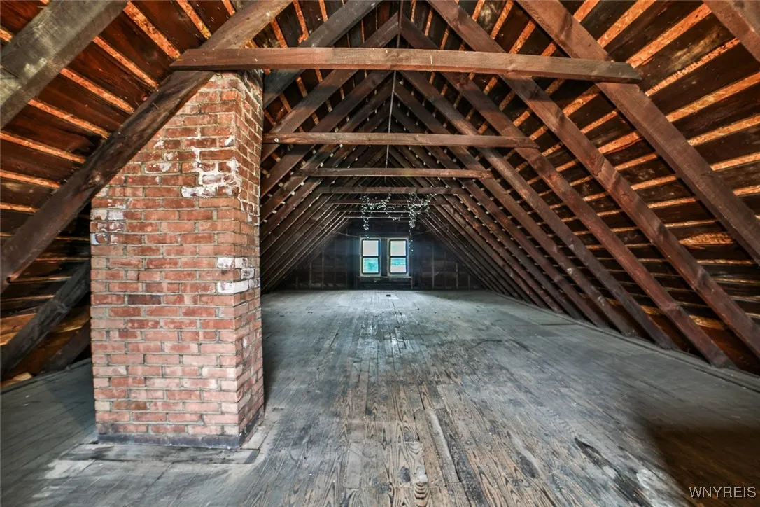 140 Aldrich Place, Buffalo, New York 14220, Buffalo, New York 14220, 5 Bedrooms Bedrooms, ,2 BathroomsBathrooms,Residential,Closed,140 Aldrich Place, Buffalo, New York 14220,0,B1631470