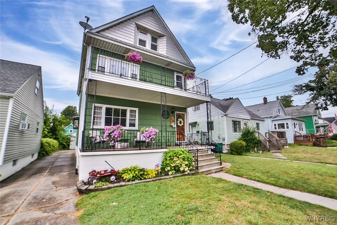 140 Aldrich Place, Buffalo, New York 14220, Buffalo, New York 14220, 5 Bedrooms Bedrooms, ,2 BathroomsBathrooms,Residential,Closed,140 Aldrich Place, Buffalo, New York 14220,0,B1631470