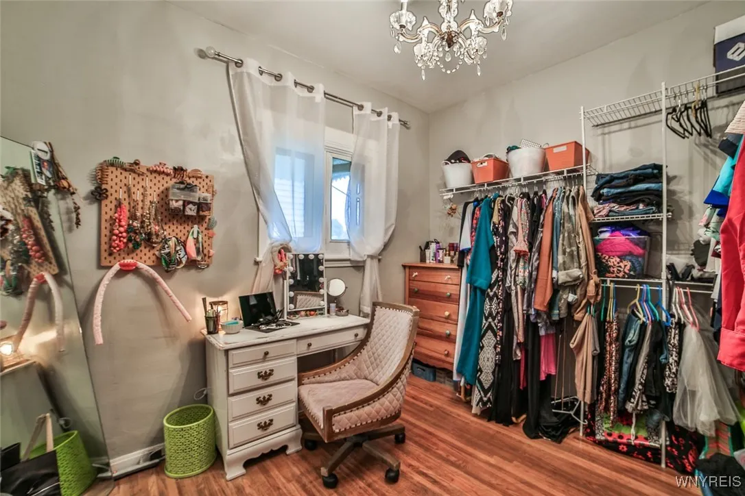 140 Aldrich Place, Buffalo, New York 14220, Buffalo, New York 14220, 5 Bedrooms Bedrooms, ,2 BathroomsBathrooms,Residential,Closed,140 Aldrich Place, Buffalo, New York 14220,0,B1631470