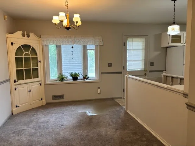 85 Lalanne Road, Henrietta, New York 14623, Henrietta, New York 14623, 2 Bedrooms Bedrooms, 5 Rooms Rooms,1 BathroomBathrooms,Residential,Closed,85 Lalanne Road, Henrietta, New York 14623,0,R1632194