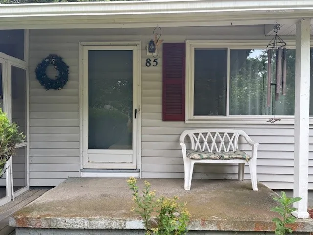 85 Lalanne Road, Henrietta, New York 14623, Henrietta, New York 14623, 2 Bedrooms Bedrooms, 5 Rooms Rooms,1 BathroomBathrooms,Residential,Closed,85 Lalanne Road, Henrietta, New York 14623,0,R1632194