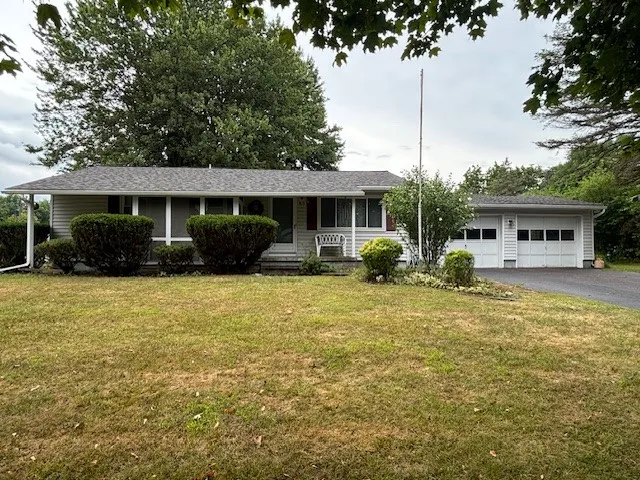 85 Lalanne Road, Henrietta, New York 14623, Henrietta, New York 14623, 2 Bedrooms Bedrooms, 5 Rooms Rooms,1 BathroomBathrooms,Residential,Closed,85 Lalanne Road, Henrietta, New York 14623,0,R1632194
