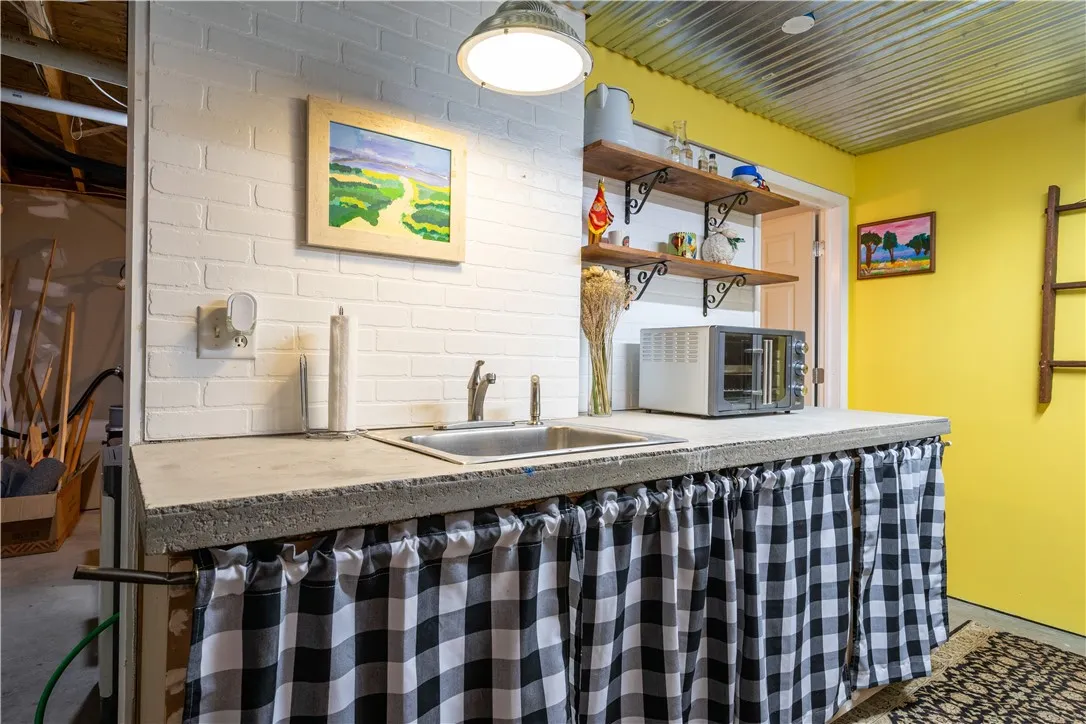 42 Grove Drive, Canandaigua City, New York 14424, Canandaigua City, New York 14424, 4 Bedrooms Bedrooms, 8 Rooms Rooms,3 BathroomsBathrooms,Residential,Closed,42 Grove Drive, Canandaigua City, New York 14424,0,R1631850