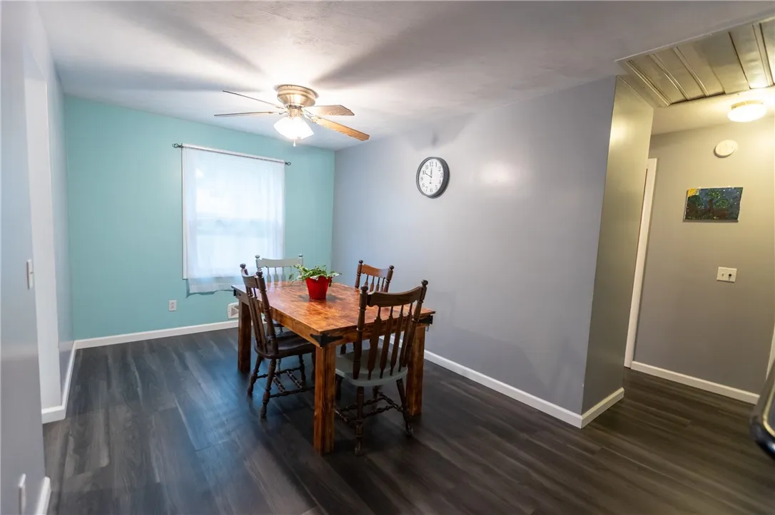 87 Colony Lane, Henrietta, New York 14623, Henrietta, New York 14623, 3 Bedrooms Bedrooms, 6 Rooms Rooms,1 BathroomBathrooms,Residential,For Sale,87 Colony Lane, Henrietta, New York 14623,0,R1632196