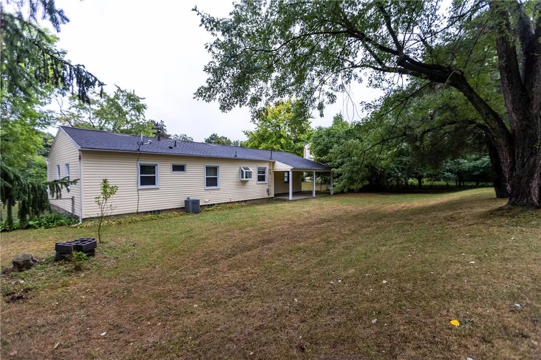 87 Colony Lane, Henrietta, New York 14623, Henrietta, New York 14623, 3 Bedrooms Bedrooms, 6 Rooms Rooms,1 BathroomBathrooms,Residential,For Sale,87 Colony Lane, Henrietta, New York 14623,0,R1632196