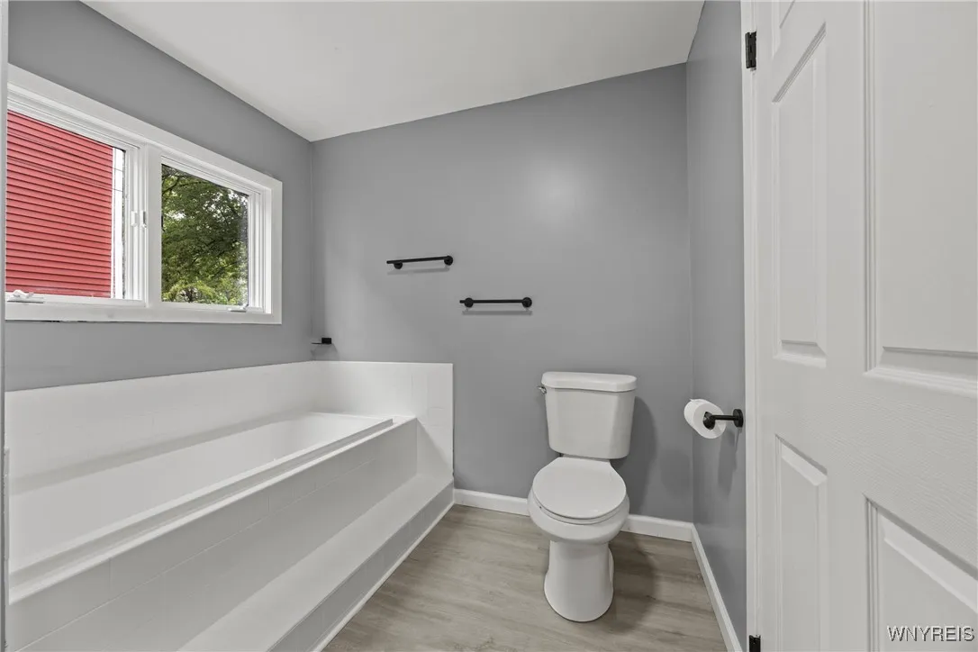 48 Ryan Street, Buffalo, New York 14210, Buffalo, New York 14210, 4 Bedrooms Bedrooms, ,2 BathroomsBathrooms,Residential,For Sale,48 Ryan Street, Buffalo, New York 14210,0,B1631879
