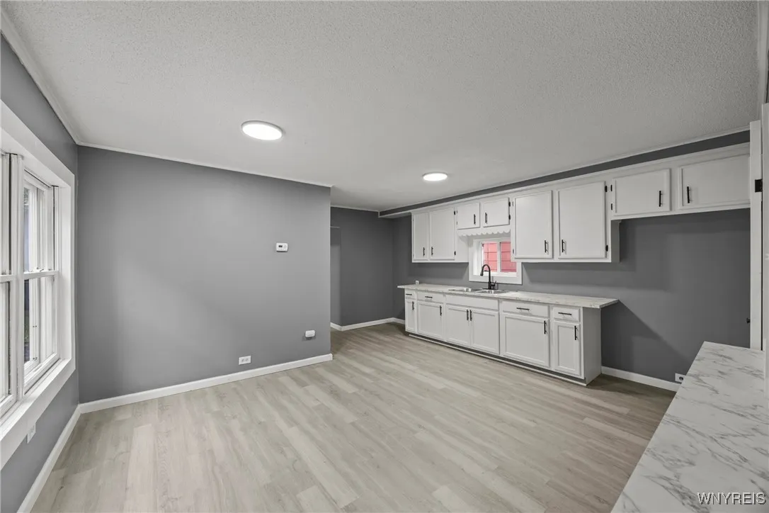 48 Ryan Street, Buffalo, New York 14210, Buffalo, New York 14210, 4 Bedrooms Bedrooms, ,2 BathroomsBathrooms,Residential,Closed,48 Ryan Street, Buffalo, New York 14210,0,B1631879