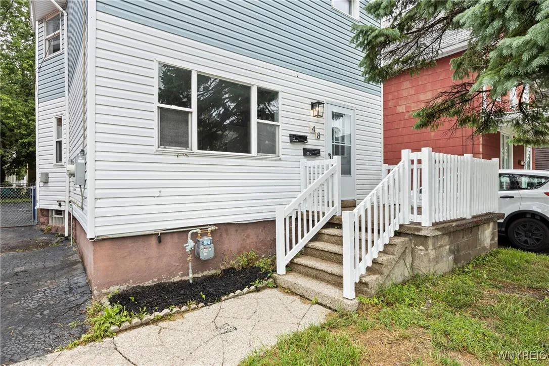 48 Ryan Street, Buffalo, New York 14210, Buffalo, New York 14210, 4 Bedrooms Bedrooms, ,2 BathroomsBathrooms,Residential,For Sale,48 Ryan Street, Buffalo, New York 14210,0,B1631879