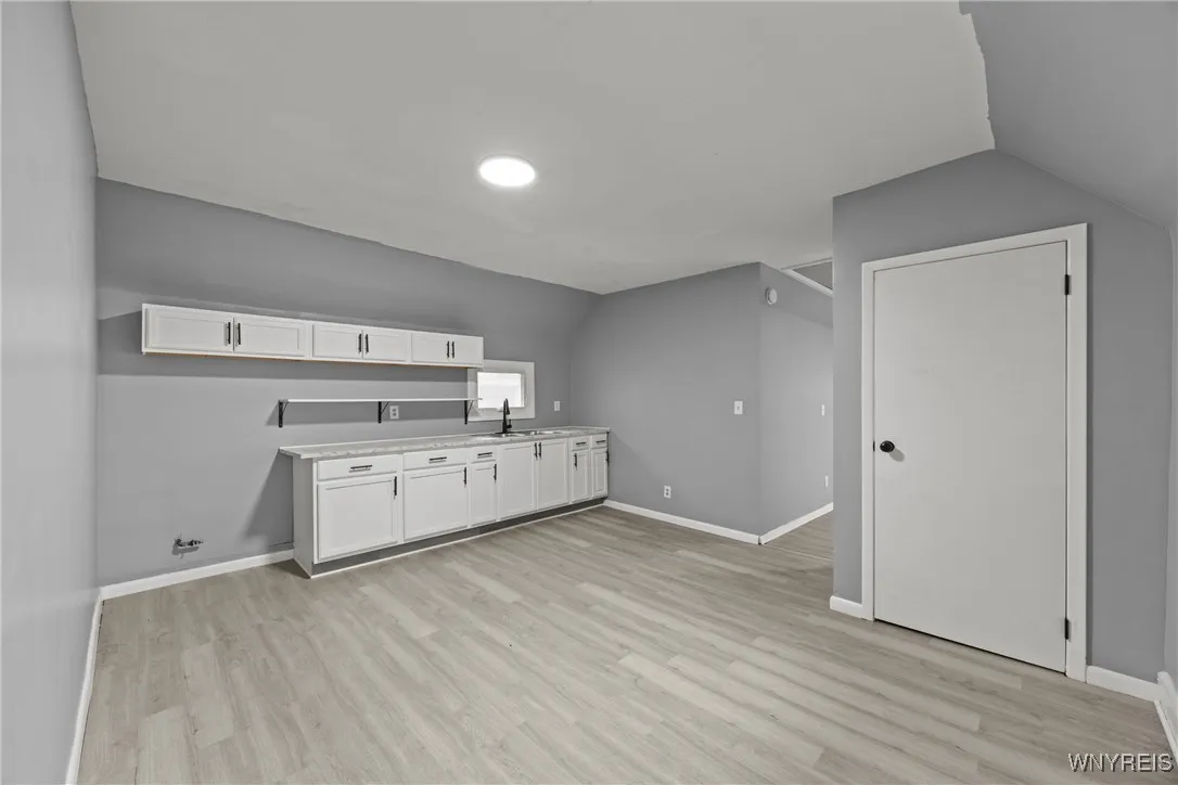 48 Ryan Street, Buffalo, New York 14210, Buffalo, New York 14210, 4 Bedrooms Bedrooms, ,2 BathroomsBathrooms,Residential,For Sale,48 Ryan Street, Buffalo, New York 14210,0,B1631879