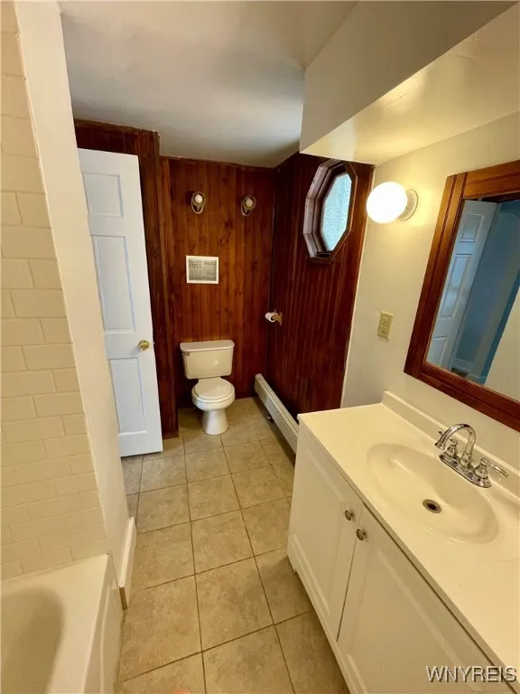 126 Crowley, Buffalo, New York 14207, Buffalo, New York 14207, 3 Bedrooms Bedrooms, 5 Rooms Rooms,1 BathroomBathrooms,Residential Lease,Closed,126 Crowley, Buffalo, New York 14207,0,B1632362