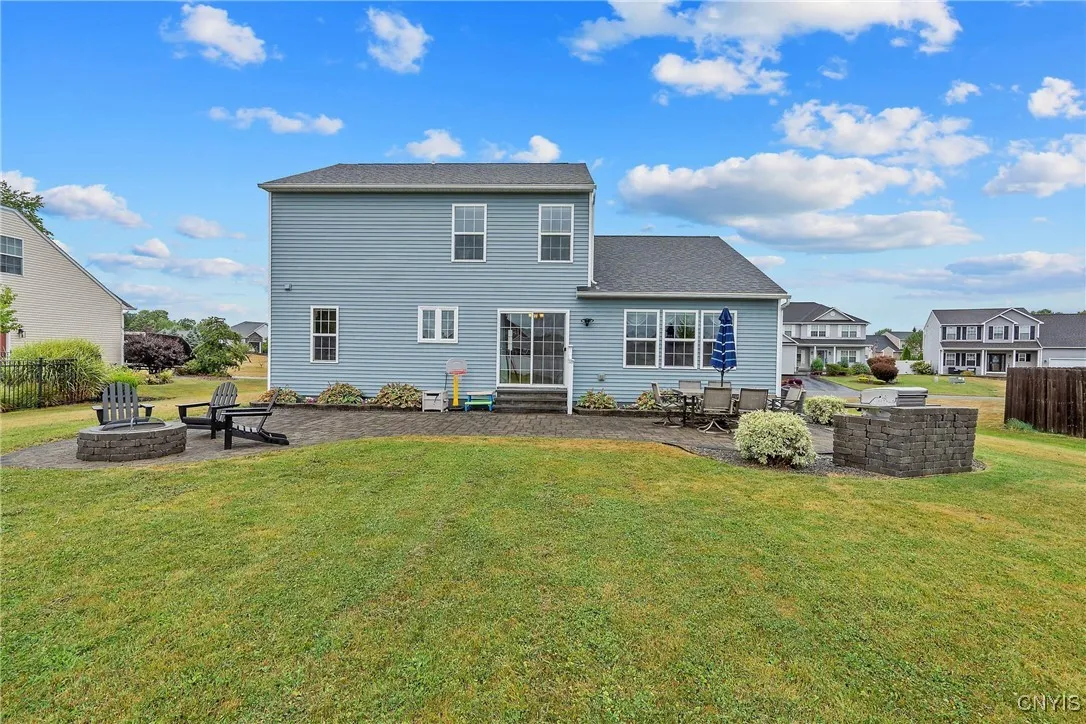 7042 Cattlemans Crossing Road, Cicero, New York 13, Cicero, New York 13039, 3 Bedrooms Bedrooms, 7 Rooms Rooms,2 BathroomsBathrooms,Residential,Closed,7042 Cattlemans Crossing Road, Cicero, New York 13,0,S1632406