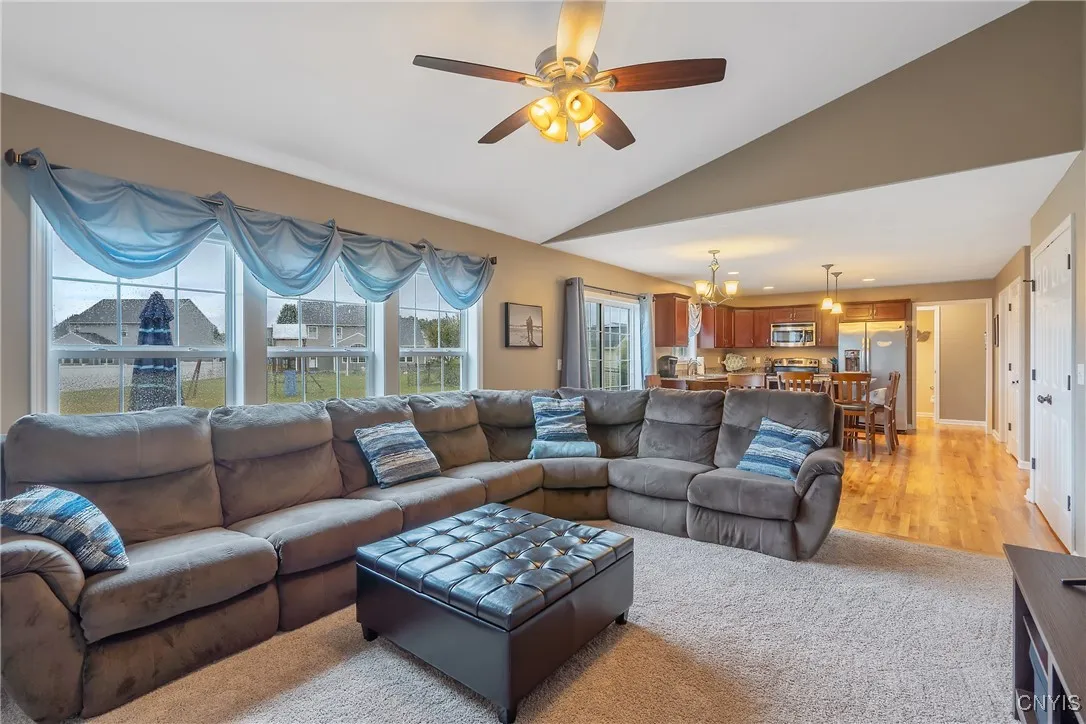 7042 Cattlemans Crossing Road, Cicero, New York 13, Cicero, New York 13039, 3 Bedrooms Bedrooms, 7 Rooms Rooms,2 BathroomsBathrooms,Residential,Closed,7042 Cattlemans Crossing Road, Cicero, New York 13,0,S1632406