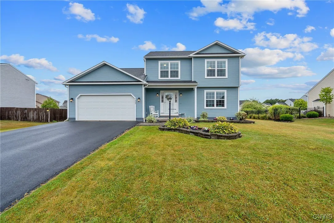 7042 Cattlemans Crossing Road, Cicero, New York 13, Cicero, New York 13039, 3 Bedrooms Bedrooms, 7 Rooms Rooms,2 BathroomsBathrooms,Residential,Closed,7042 Cattlemans Crossing Road, Cicero, New York 13,0,S1632406