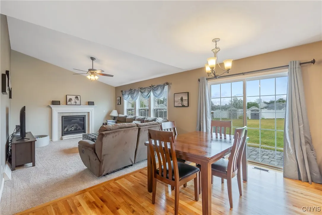 7042 Cattlemans Crossing Road, Cicero, New York 13, Cicero, New York 13039, 3 Bedrooms Bedrooms, 7 Rooms Rooms,2 BathroomsBathrooms,Residential,Closed,7042 Cattlemans Crossing Road, Cicero, New York 13,0,S1632406