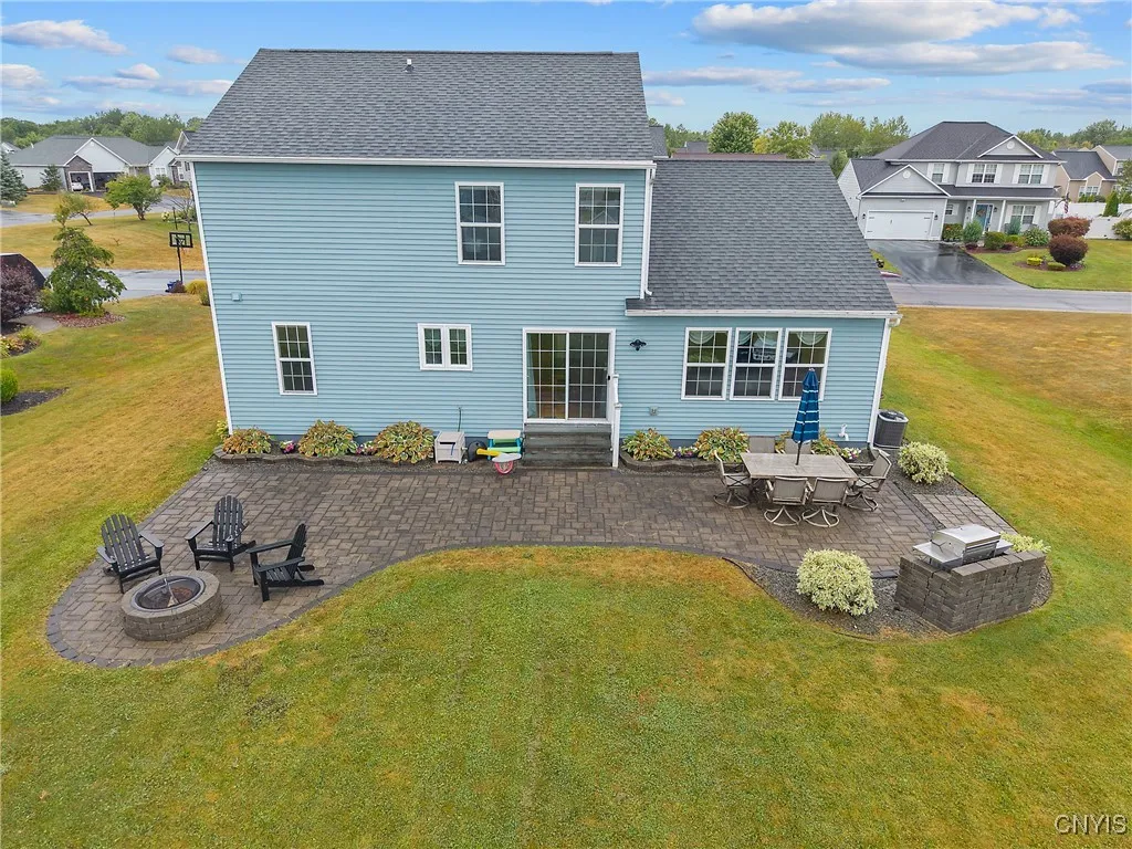 7042 Cattlemans Crossing Road, Cicero, New York 13, Cicero, New York 13039, 3 Bedrooms Bedrooms, 7 Rooms Rooms,2 BathroomsBathrooms,Residential,Closed,7042 Cattlemans Crossing Road, Cicero, New York 13,0,S1632406