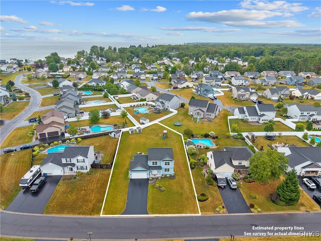 7042 Cattlemans Crossing Road, Cicero, New York 13, Cicero, New York 13039, 3 Bedrooms Bedrooms, 7 Rooms Rooms,2 BathroomsBathrooms,Residential,Closed,7042 Cattlemans Crossing Road, Cicero, New York 13,0,S1632406