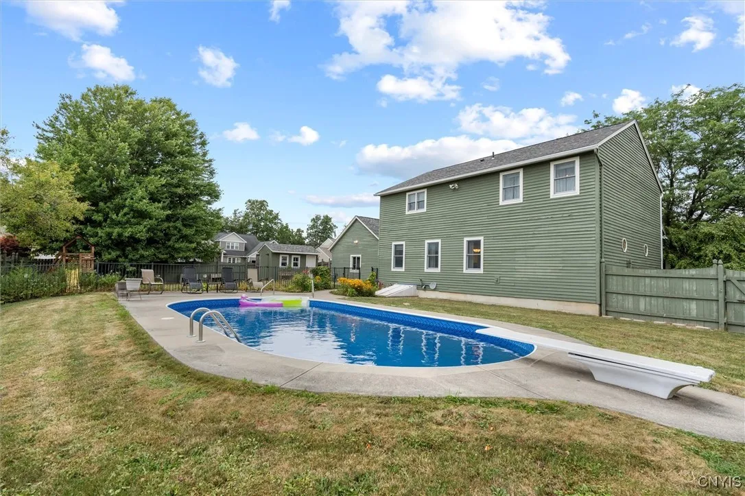 5854 Redstone Lane, Cicero, New York 13029, Cicero, New York 13029, 4 Bedrooms Bedrooms, 6 Rooms Rooms,3 BathroomsBathrooms,Residential,Closed,5854 Redstone Lane, Cicero, New York 13029,0,S1631035